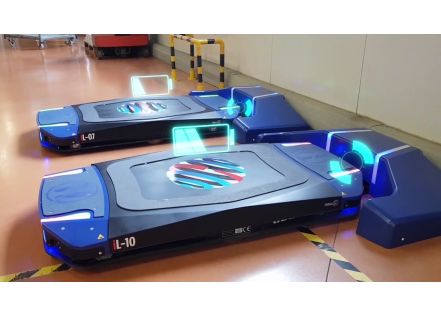 Préparation de commande robotisée : Découverte du robot iFollow