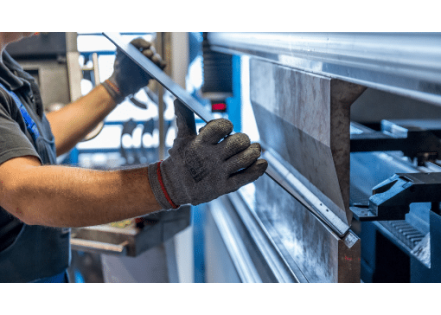 Un ERP pour l’industrie manufacturière : TOP 5 des raisons pour lesquelles il vous faut franchir le pas