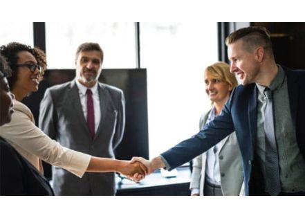 Succès CRM : faire fonctionner les canaux de contacts chauds et froids