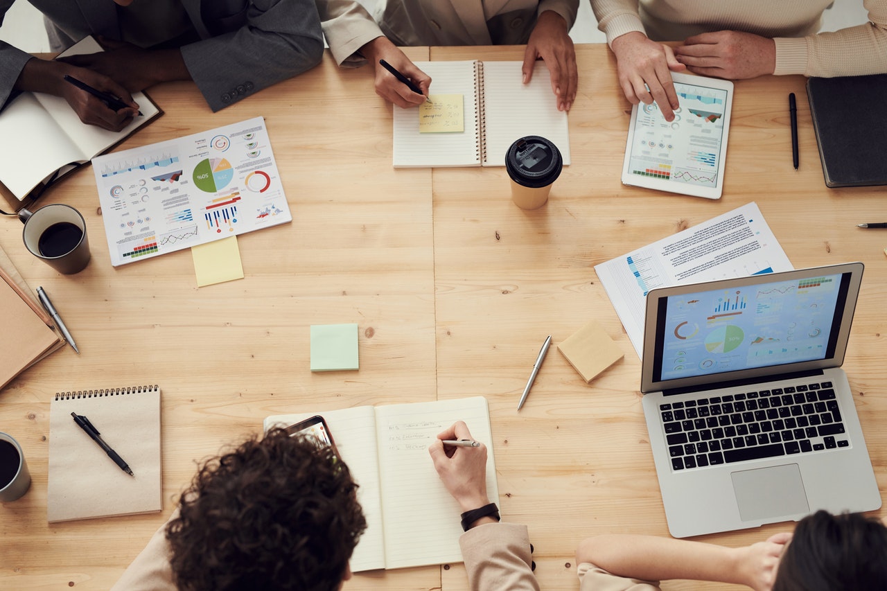 image groupe au travail