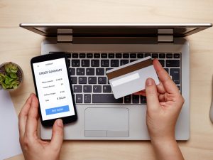 Utilisation d'un logiciel de gestion de trésorerie pour anticiper les défis financiers